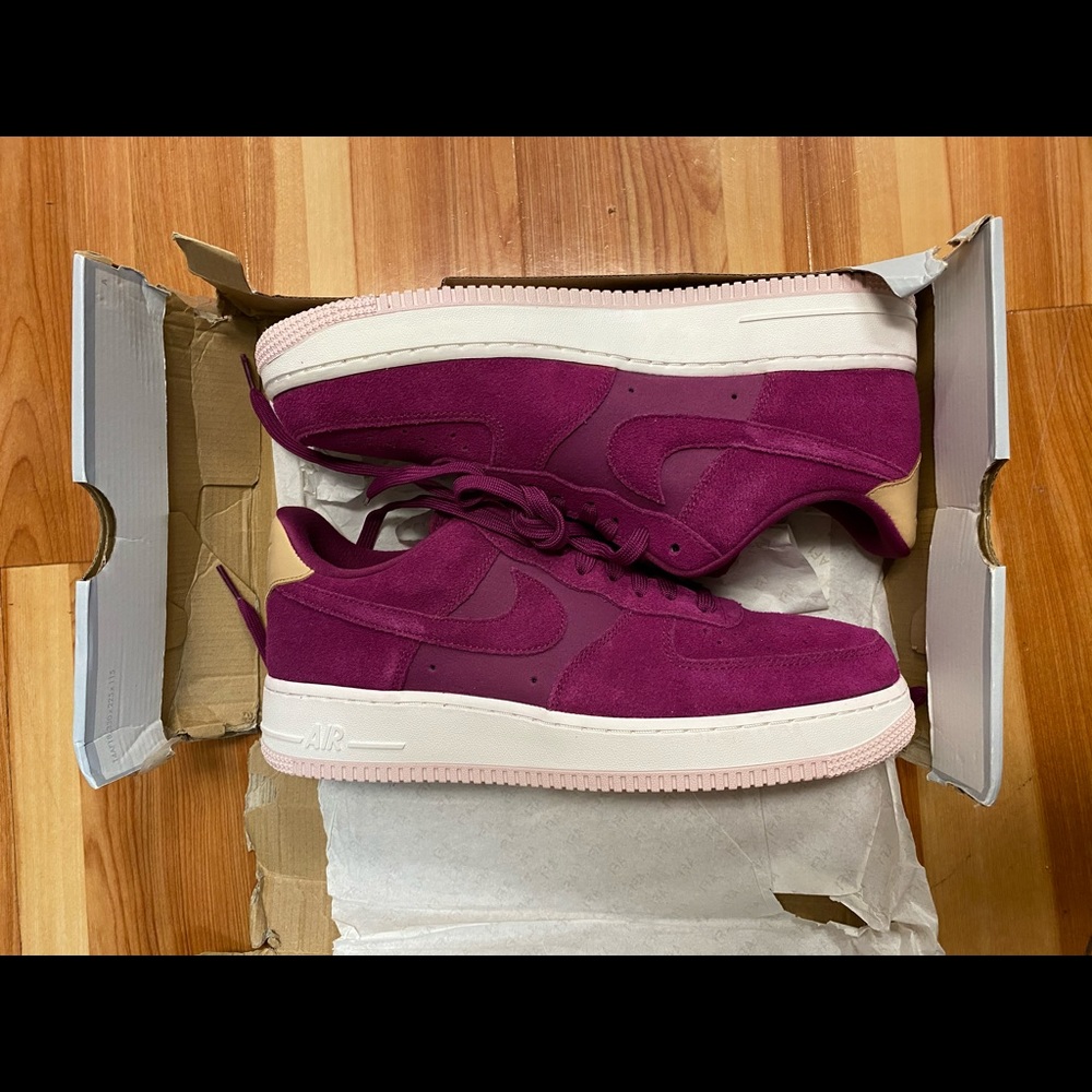 Women’s Nike Air Force 1